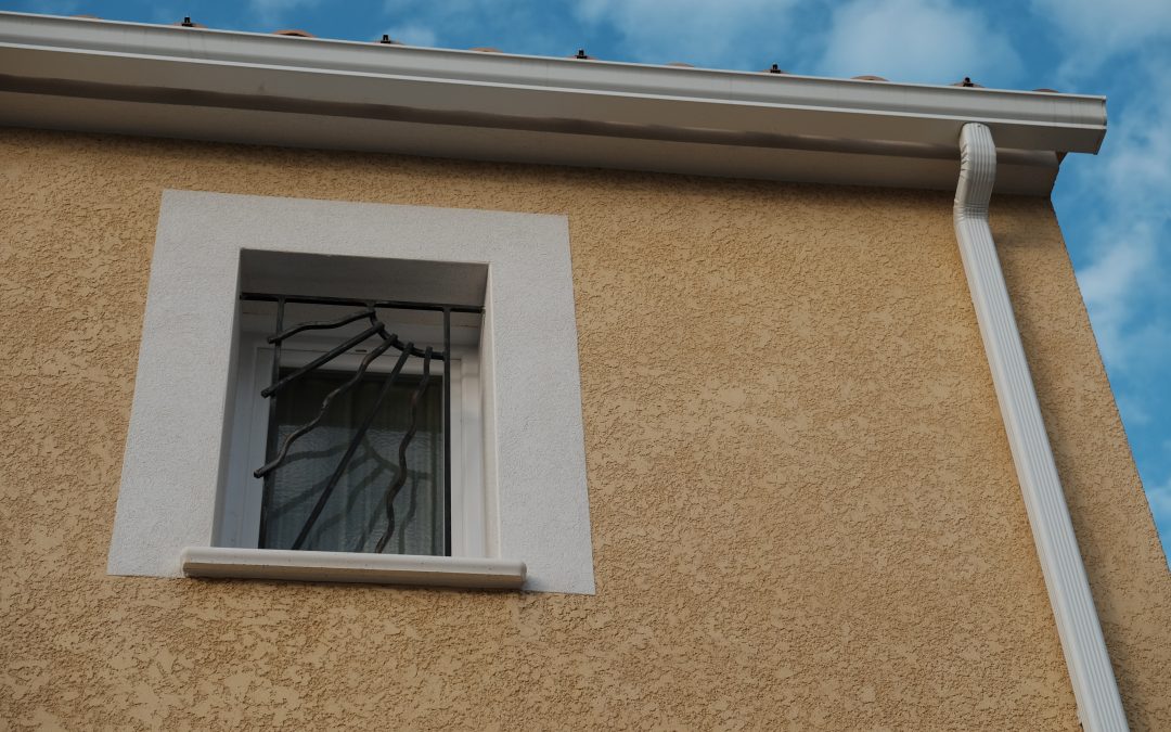 Villa Bastide avec encadrement gouttières